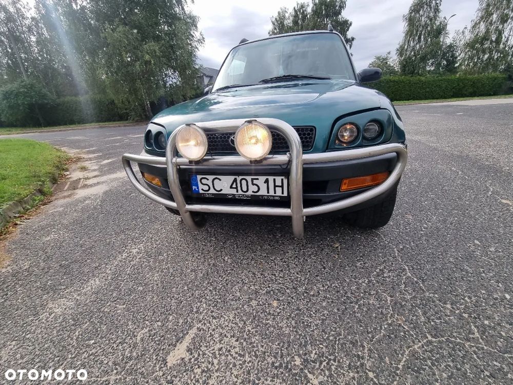 Toyota RAV4 2.0 GLi - 26