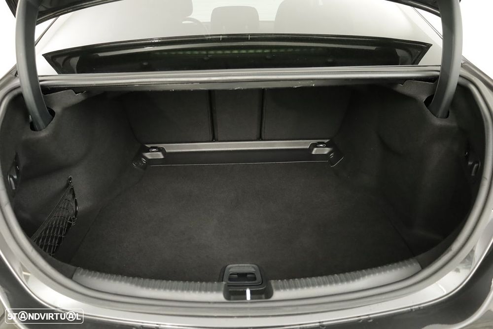 Mercedes-Benz C 220 d Avantgarde - 25