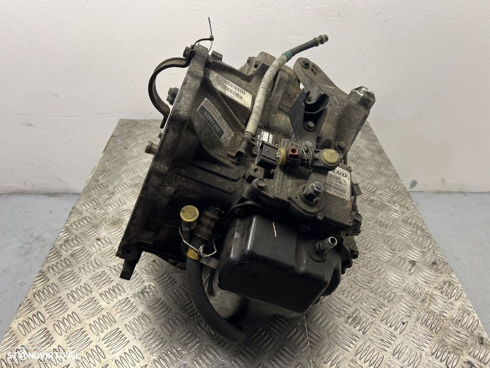Caixa de velocidades automática VOLVO C30 (533) D5 REF. 30713903 MOTOR D5244T8 - 4