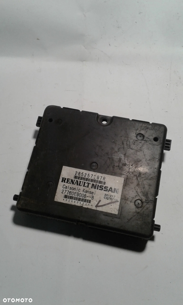 MODUŁ STEROWNIK KLIMATYZACJI 285257297R RENAULT CAPTUR