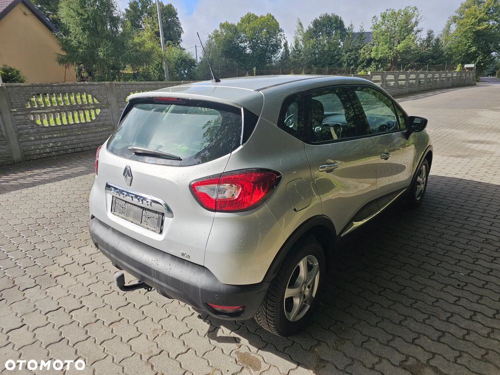 Renault Captur 0.9 Energy TCe Life EU6 - 3