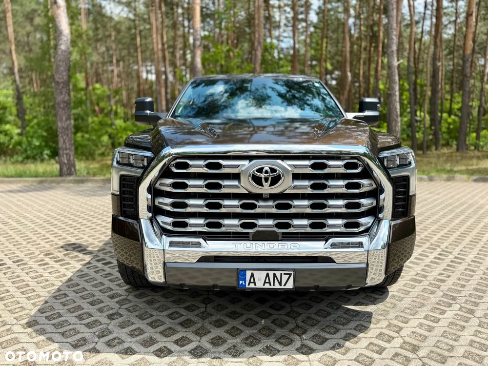 Toyota Tundra - 5