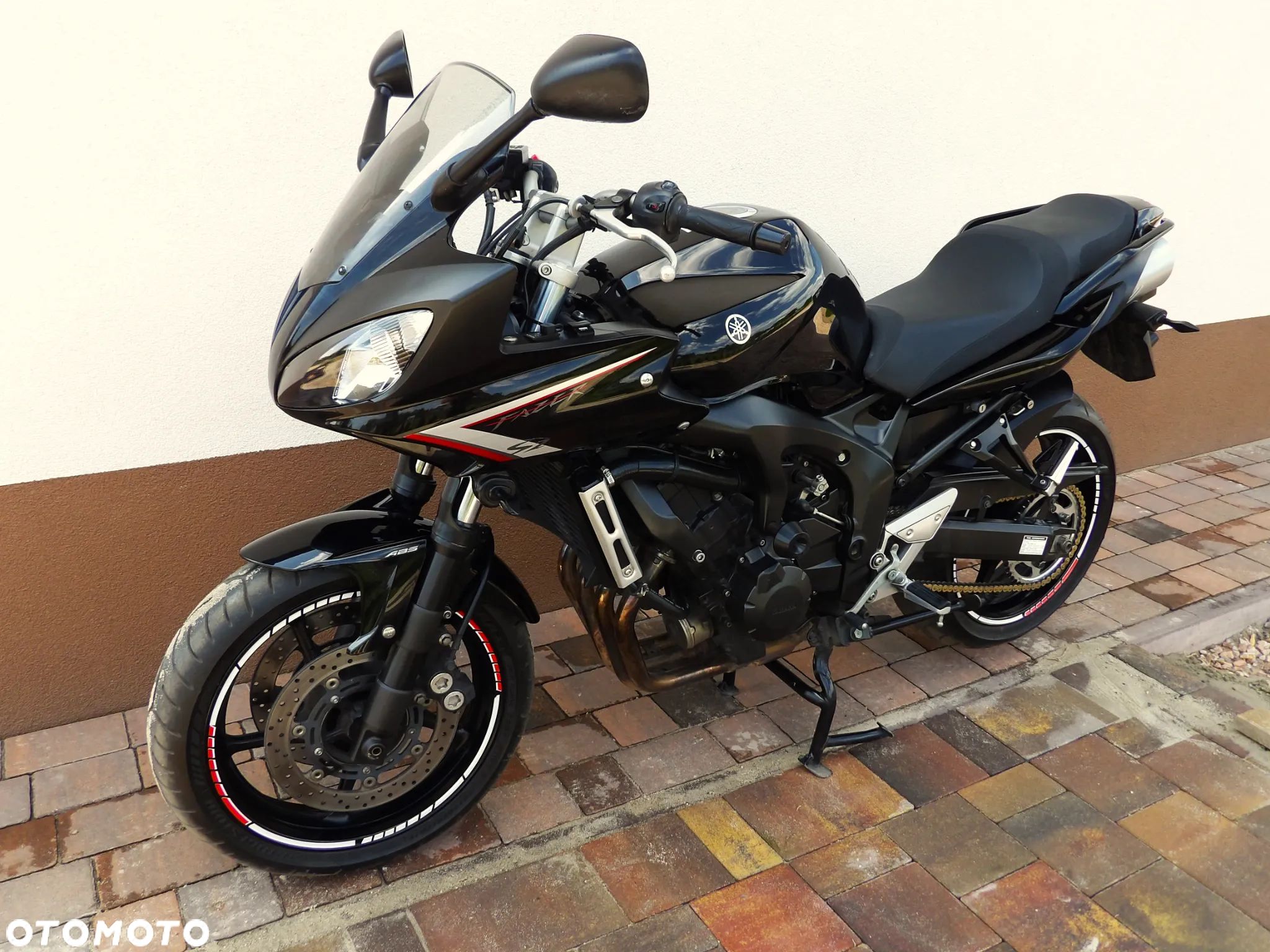 Yamaha FZ6 - 1
