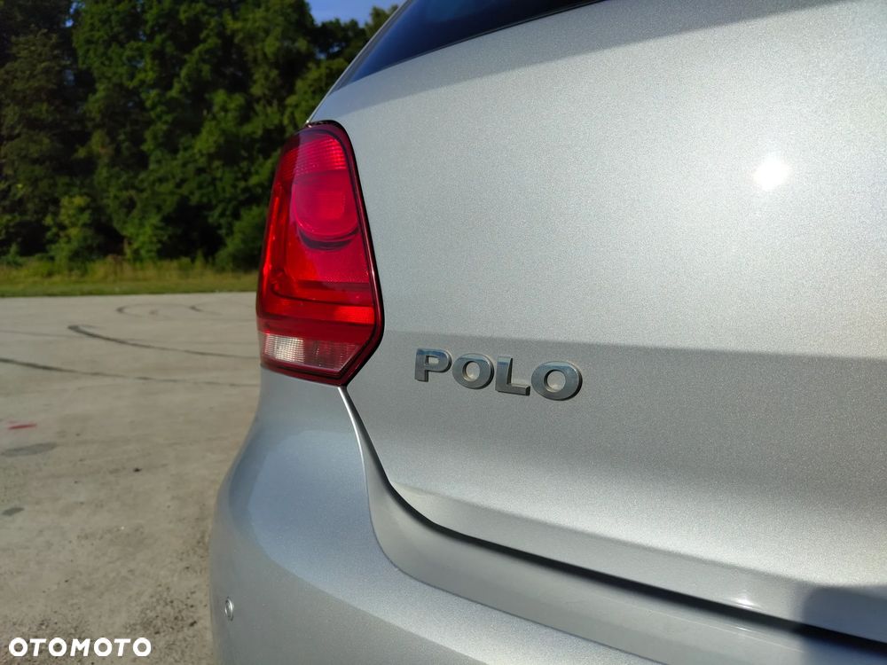 Volkswagen Polo 1.4 16V Trendline - 25