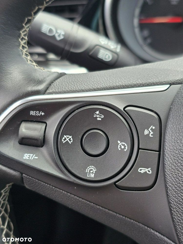 Opel Insignia - 37