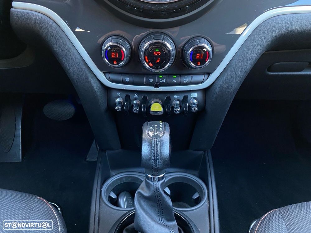 MINI Countryman Cooper SE ALL4 Classic Auto - 14