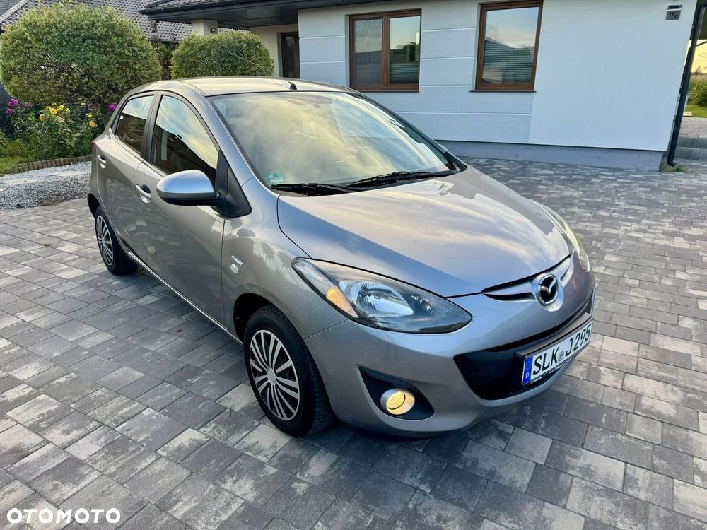 Mazda 2 - 3