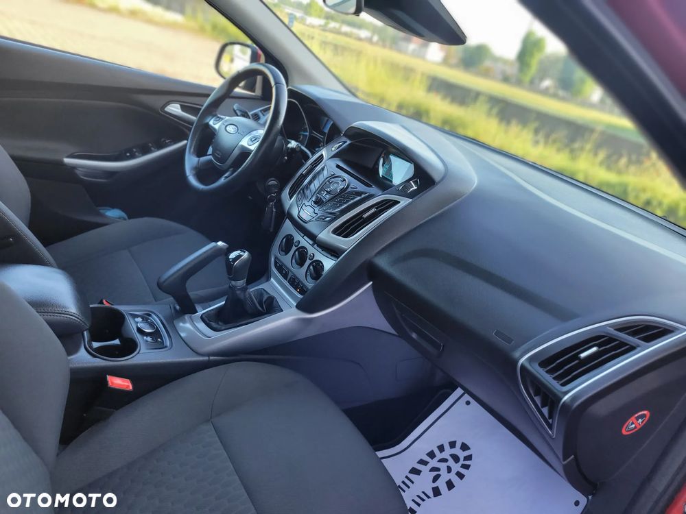 Ford Focus - 17