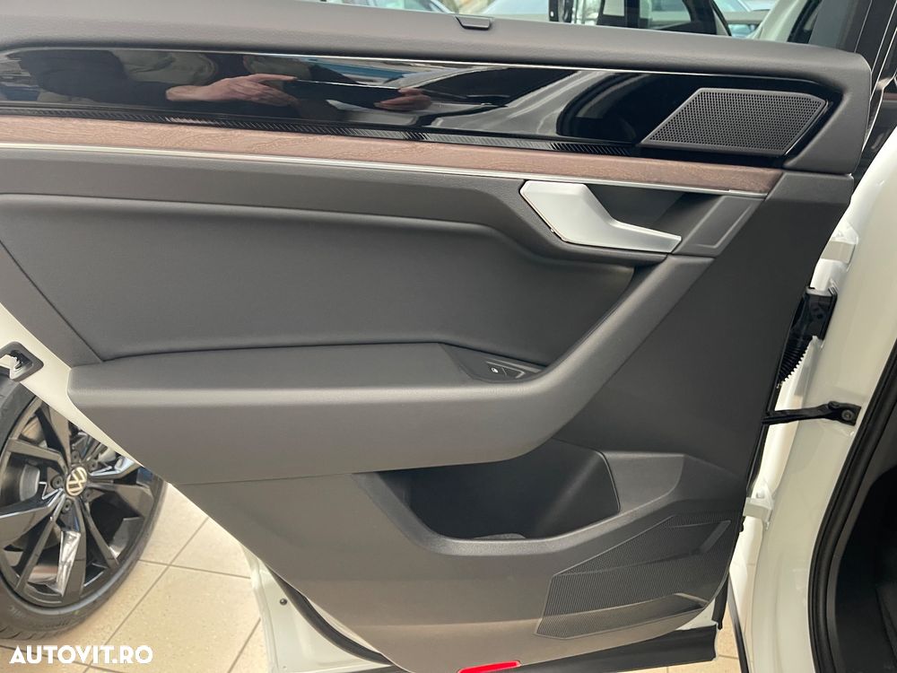 Volkswagen Touareg V6 TDI Elegance - 23