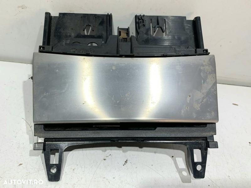 Scrumiera bord Mercedes C-class facelift (2011-2015) [w204] A2046801350 - 2