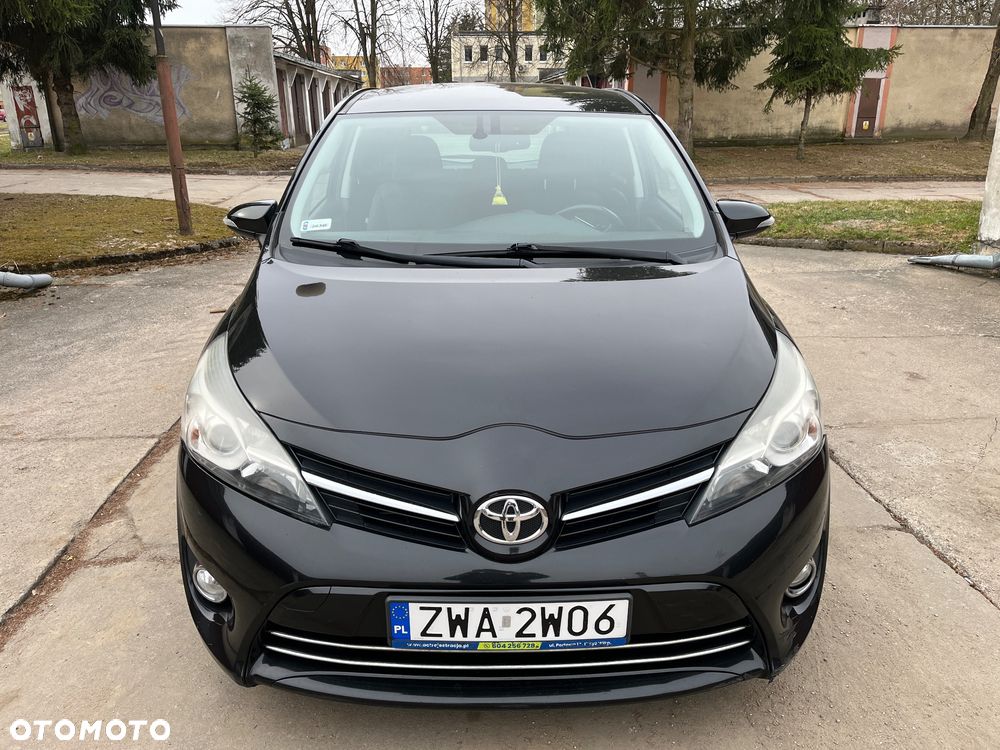 Toyota Verso - 3