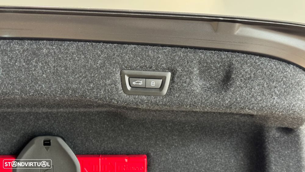 BMW i5 M60 xDrive Pack Desportivo M Pro - 29