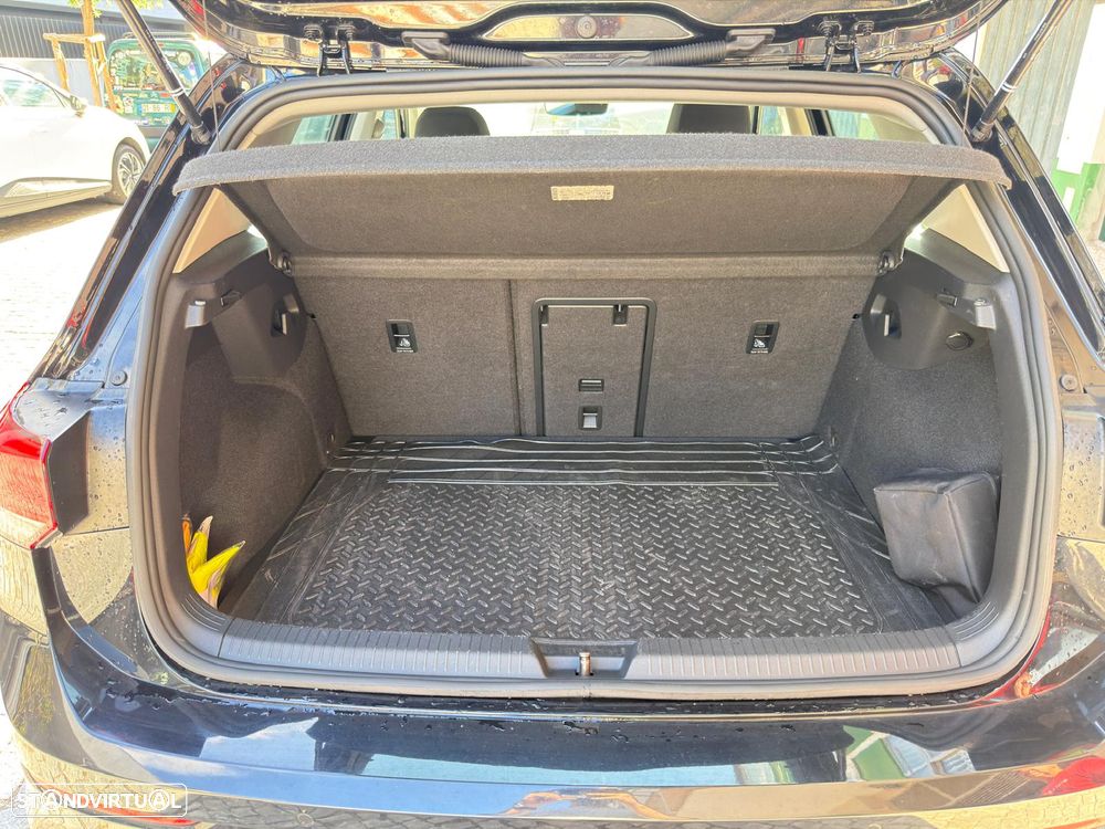 VW Golf 1.0 TSI Life - 10