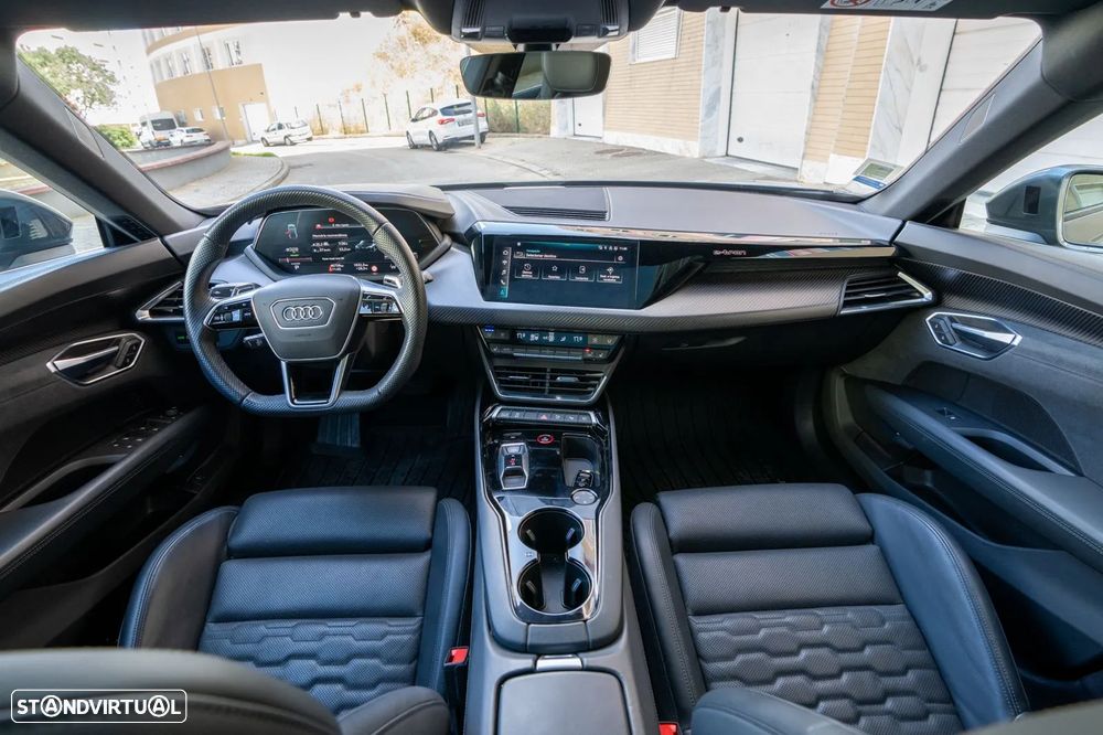 Audi e-tron GT quattro - 7