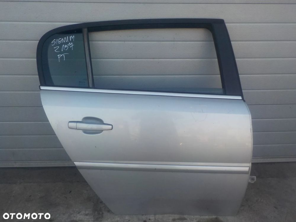OPEL SIGNUM DRZWI PRAWY TYŁ Z157