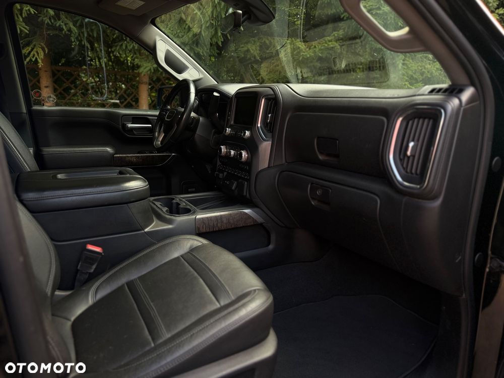 GMC Sierra - 20