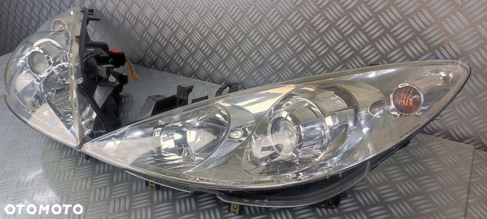 reflektor lampa prawa prawy lewa lewy przód przednia PEUGEOT 307 LIFT HB SW - 3