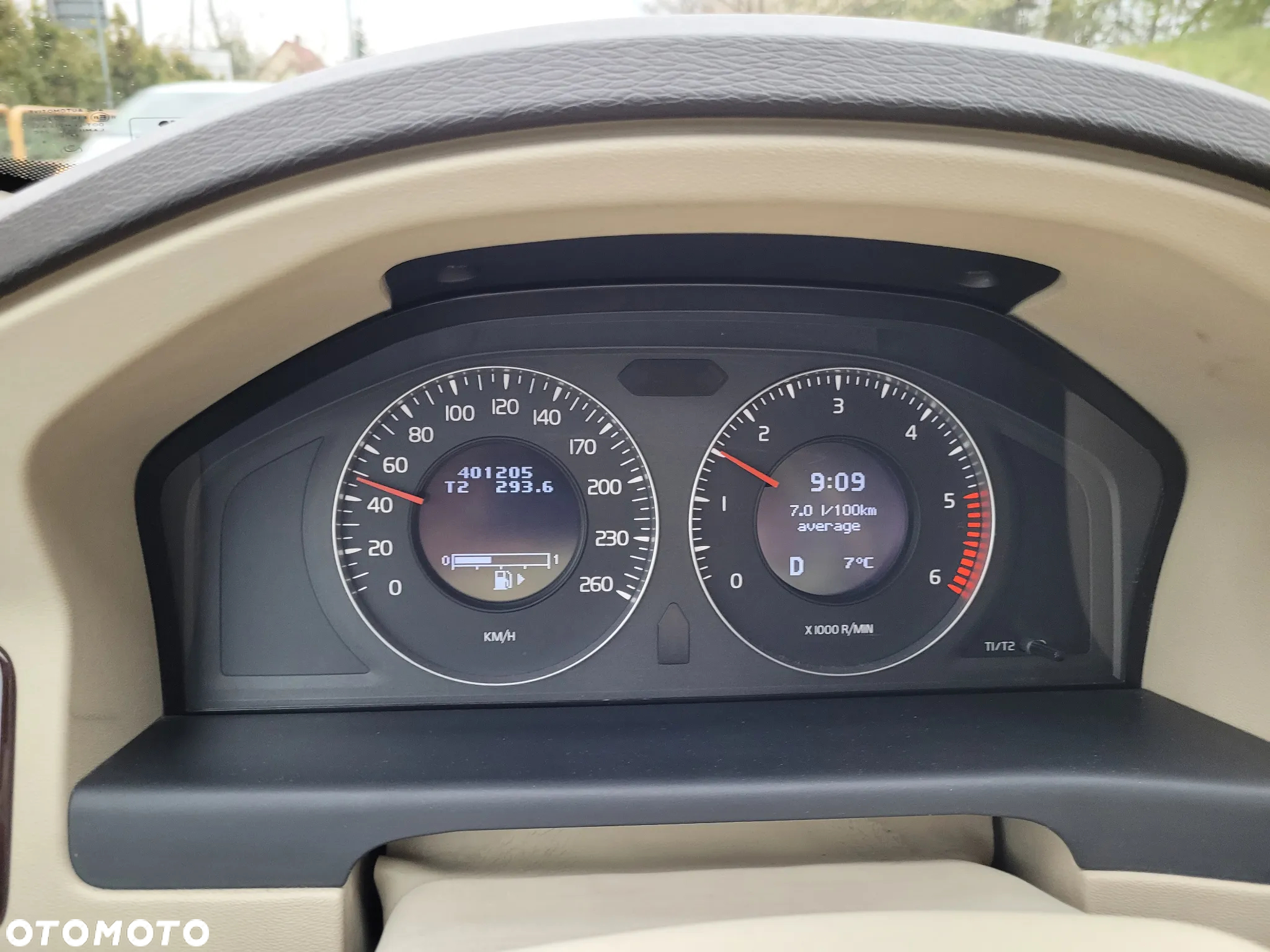 Volvo XC 70 - 12