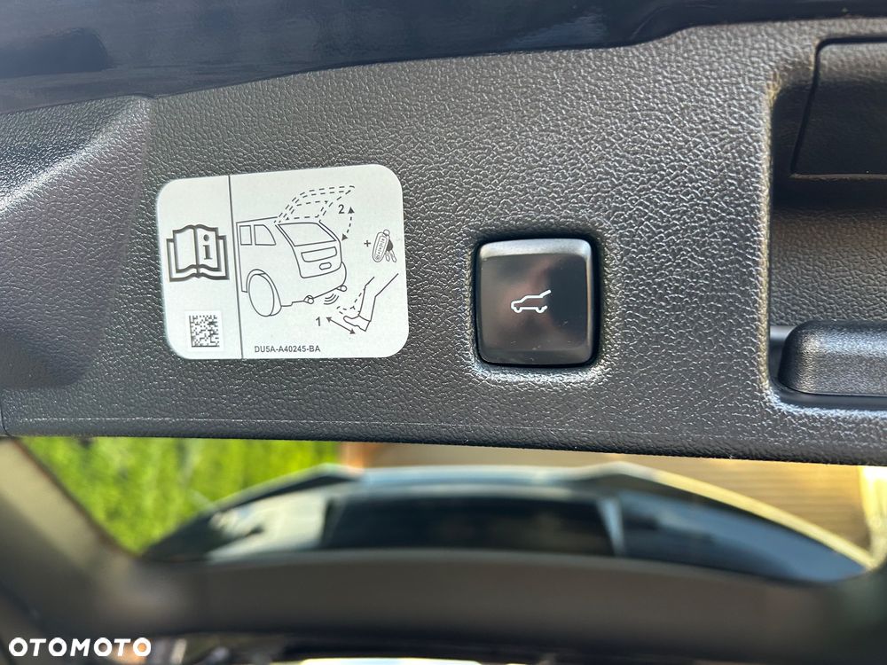 Ford Kuga 2.0 EcoBlue 4x4 ST-LINE X - 19