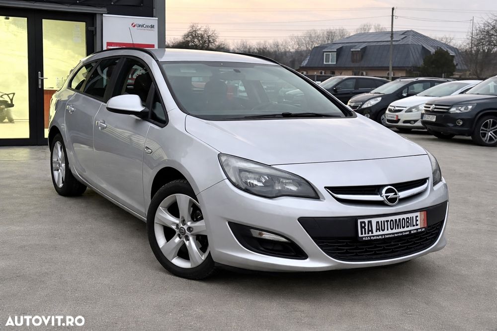 Opel Astra 1.4 Turbo ECOTEC Cosmo - 1