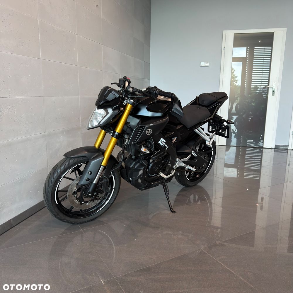 Yamaha MT - 7
