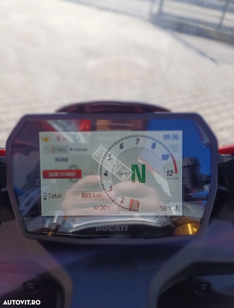 Ducati Panigale V2 - 6