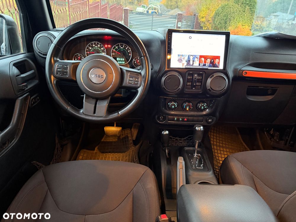 Jeep Wrangler - 17