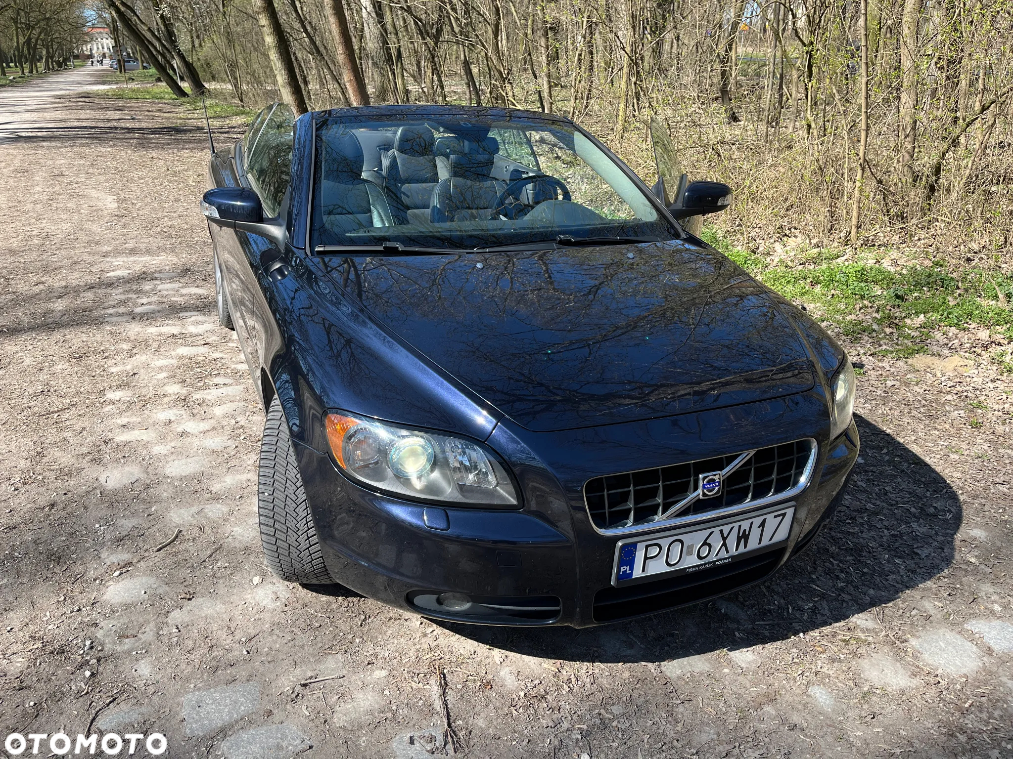 Volvo C70 2.0D Momentum - 4