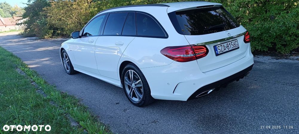 Mercedes-Benz Klasa C 220 d T 9G-TRONIC AMG Line - 7
