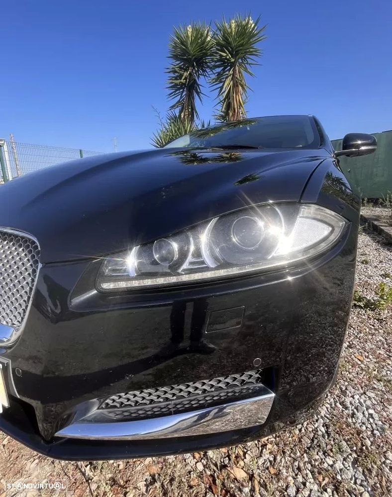 Jaguar XF Sportbrake - 10
