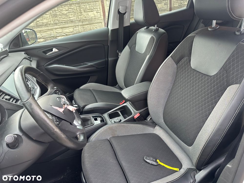 Opel Grandland X - 24