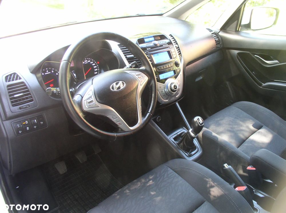 Hyundai ix20 1.6 blue Style - 11