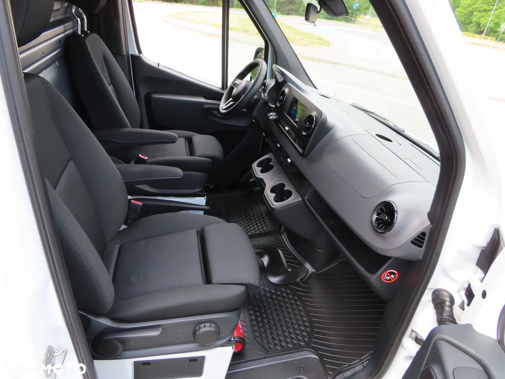 Mercedes-Benz Sprinter 316 CDI 2.2 CDI 163 KM 7G-TRONIC PLUS AUTOMAT Kerstner* Chłodnia -20*C 3168 mm Dł. Furgon Blaszak, Wysoki Dach, Rozstaw Osi 3665 mm Kg Ładowność 1349 Kg Stan Jak Nowy Gotowy Polecam - 26