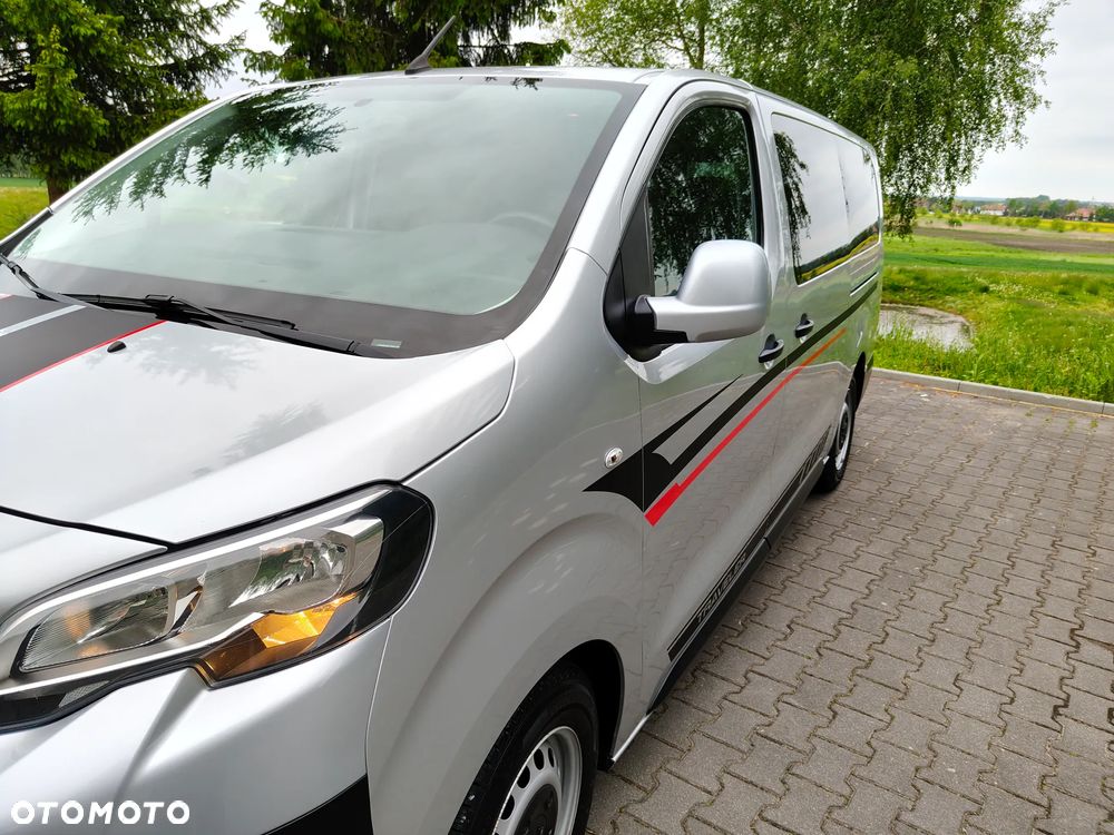 Peugeot Traveller 2.0 BlueHDi Compact Business - 11