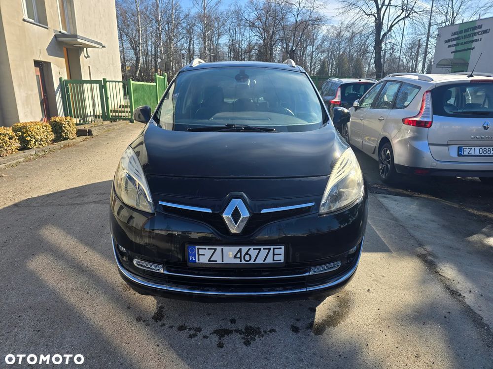 Renault Grand Scenic - 1
