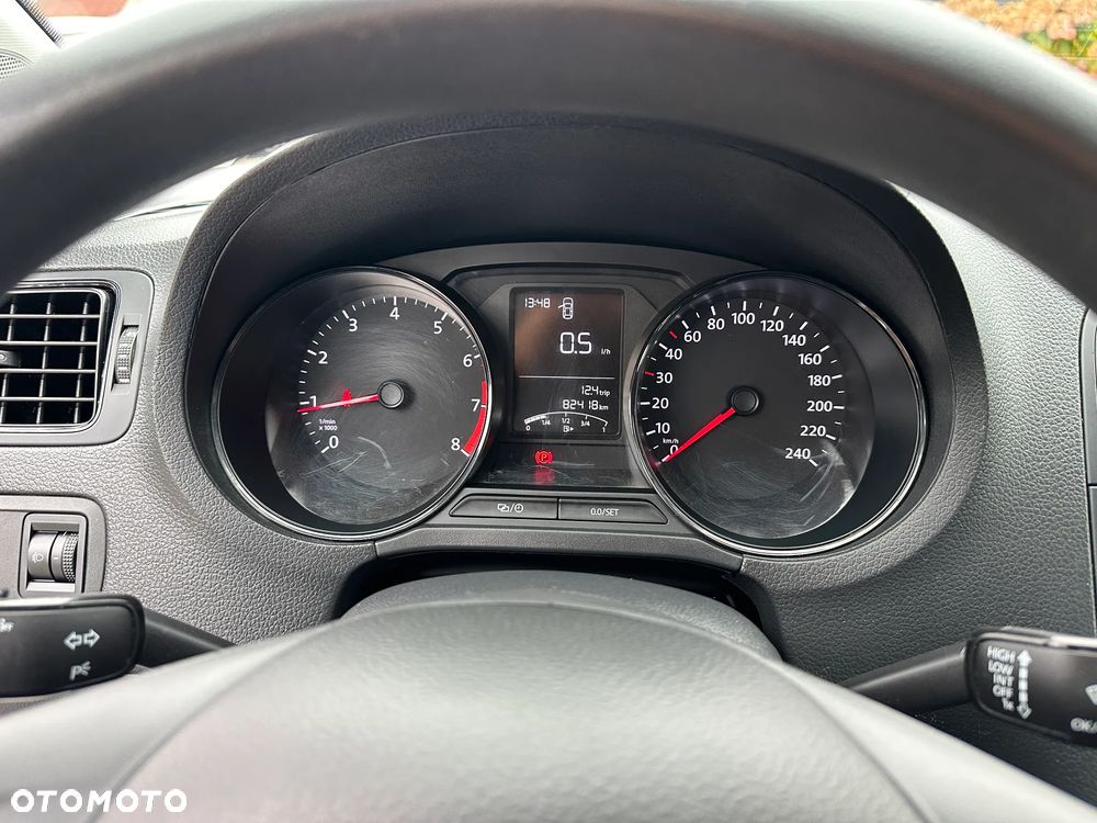 Volkswagen Polo - 9