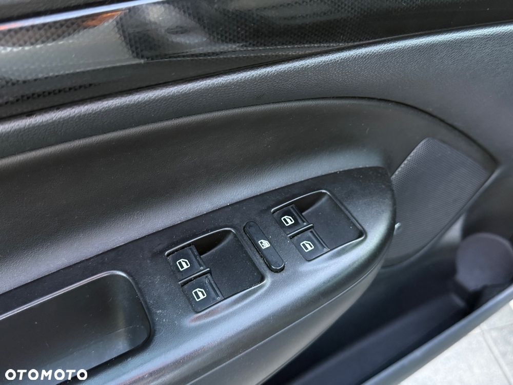 Skoda Octavia 2.0 TDI DPF RS - 22