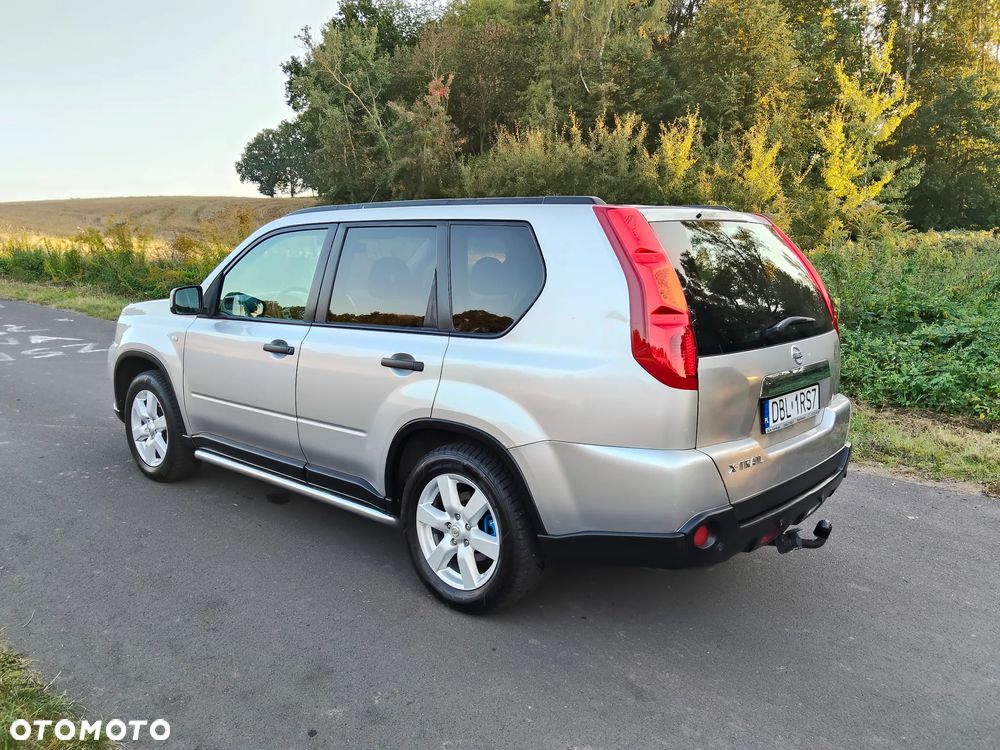 Nissan X-Trail 2.0 dCi 4x4 DPF SE - 13