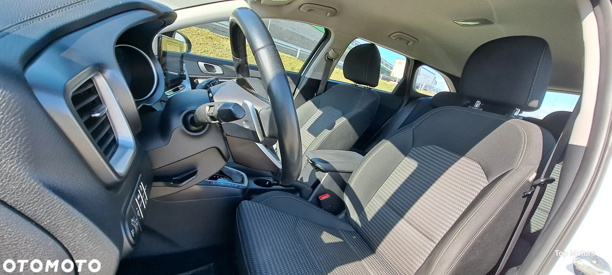 Kia Ceed 1.5 T-GDI M DCT - 33