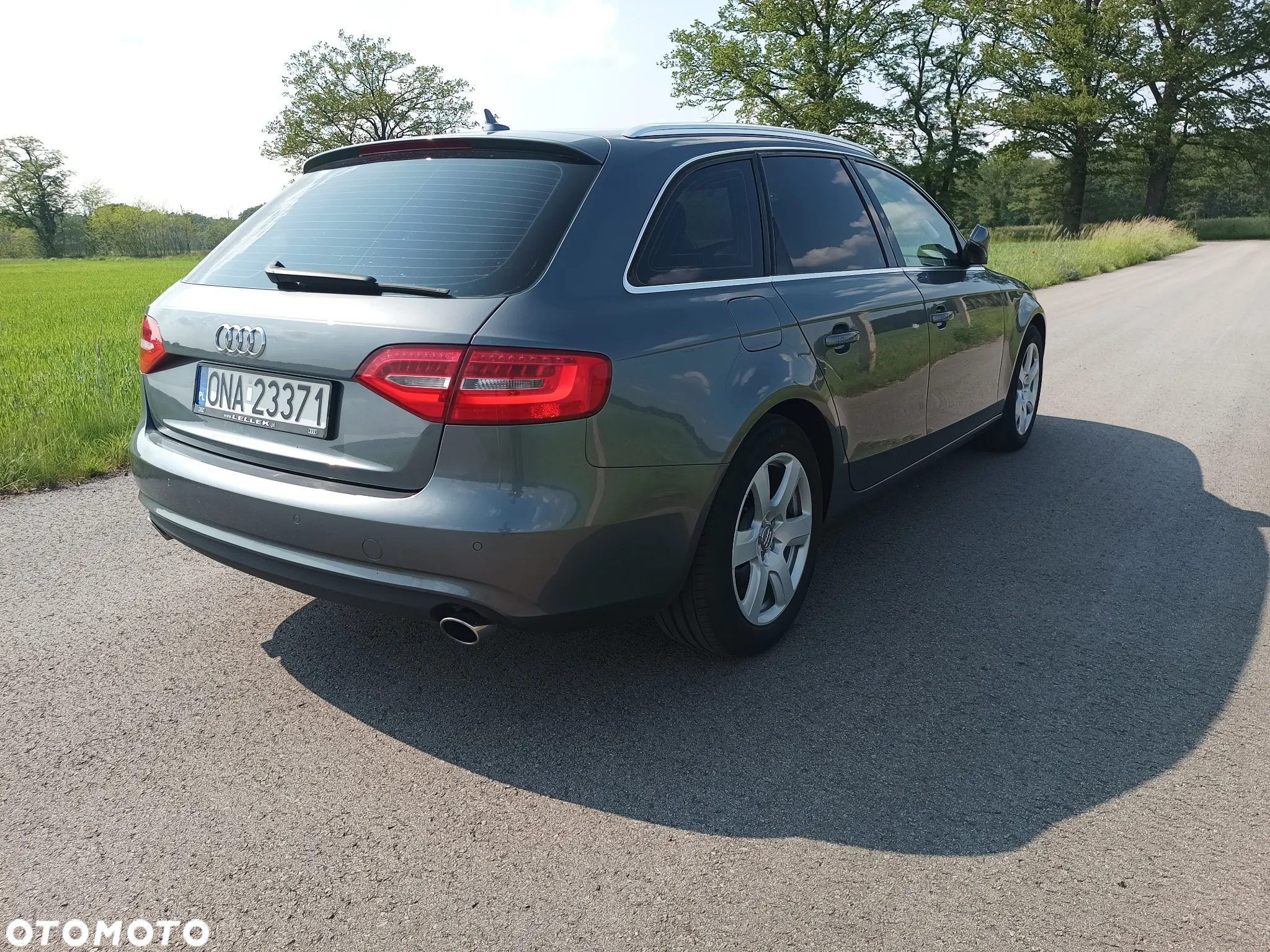 Audi A4 Avant 2.0 TDI DPF Ambiente - 9
