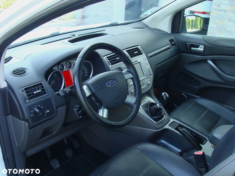 Ford Kuga 2.0 TDCi 4x4 Titanium - 7