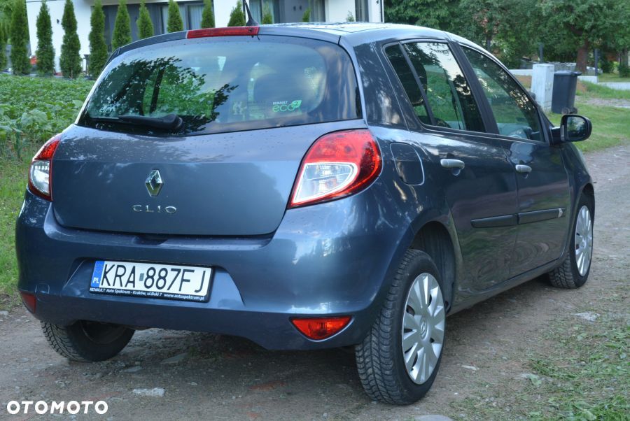 Renault Clio 1.2 16V Life EU6 - 3