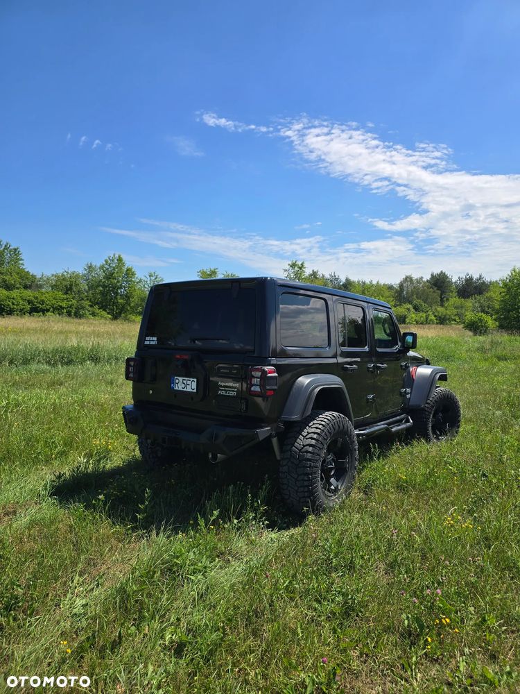 Jeep Wrangler - 6