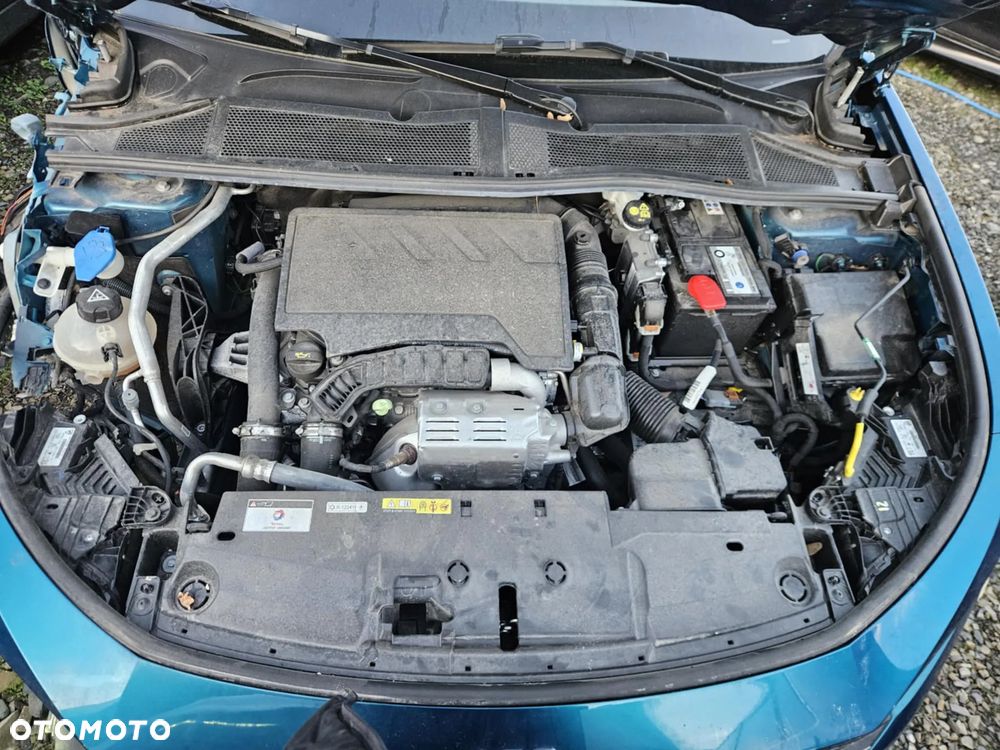 Peugeot 408 1.2 PureTech Allure Pack S&S EAT8 - 13