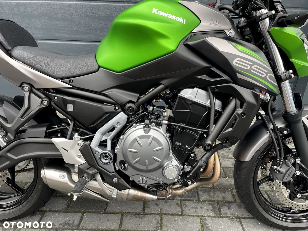 Kawasaki Z 650 - 10