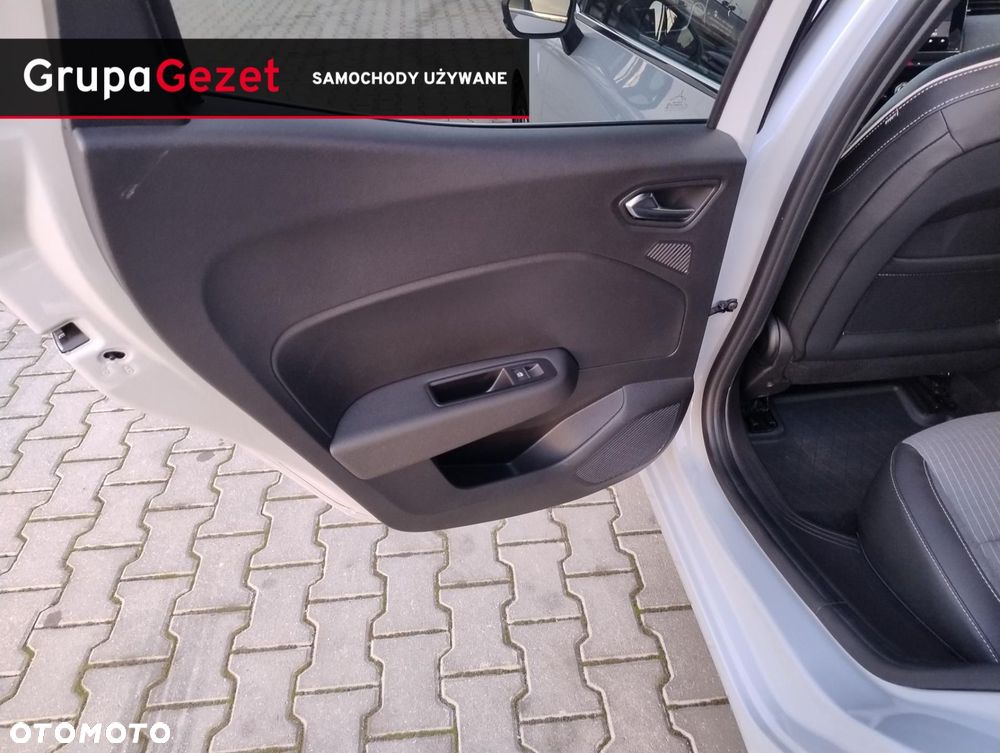 Renault Clio 1.0 TCe Techno X-Tronic - 26
