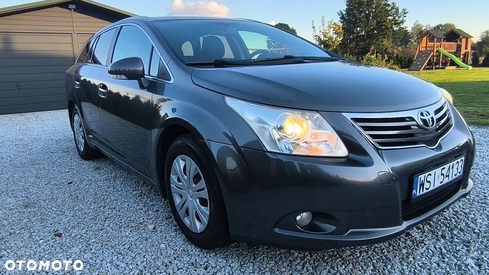 Toyota Avensis 1.8 Sol NAVI MS - 1