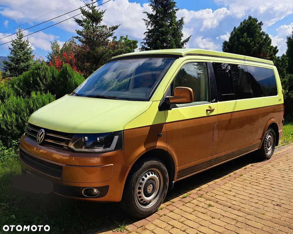 Volkswagen Caravelle - 8