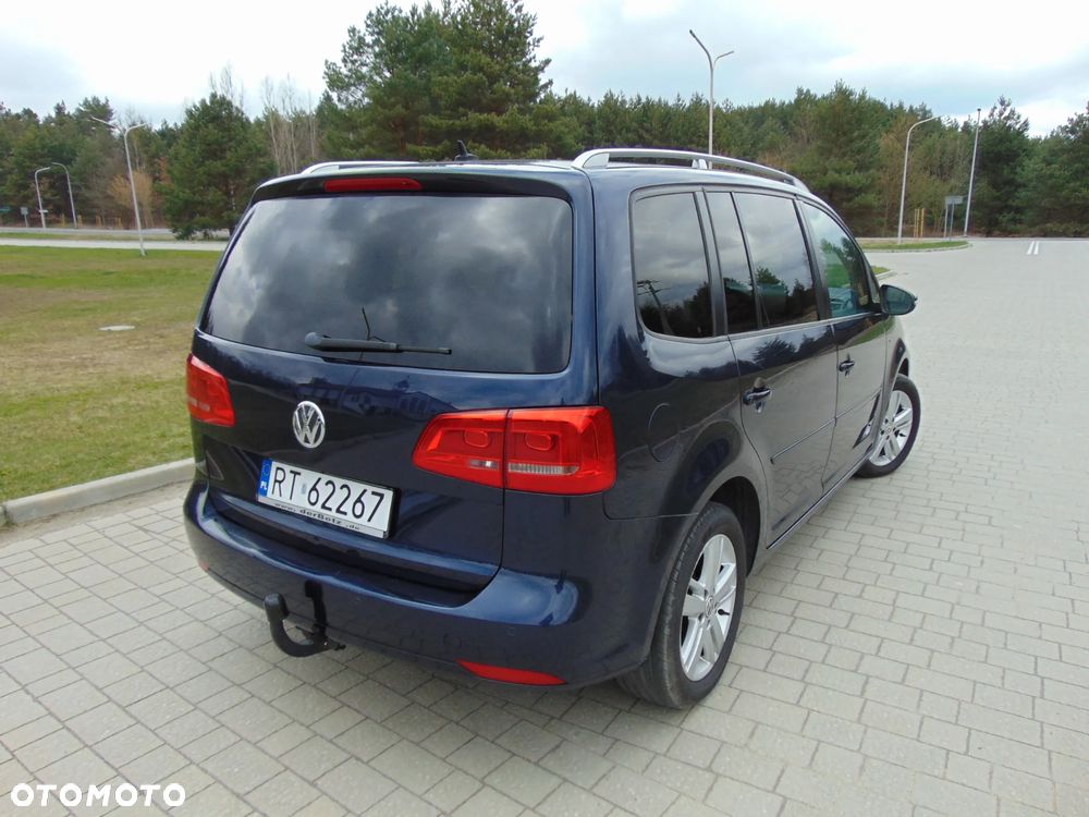 Volkswagen Touran 2.0 TDI DPF MATCH - 3