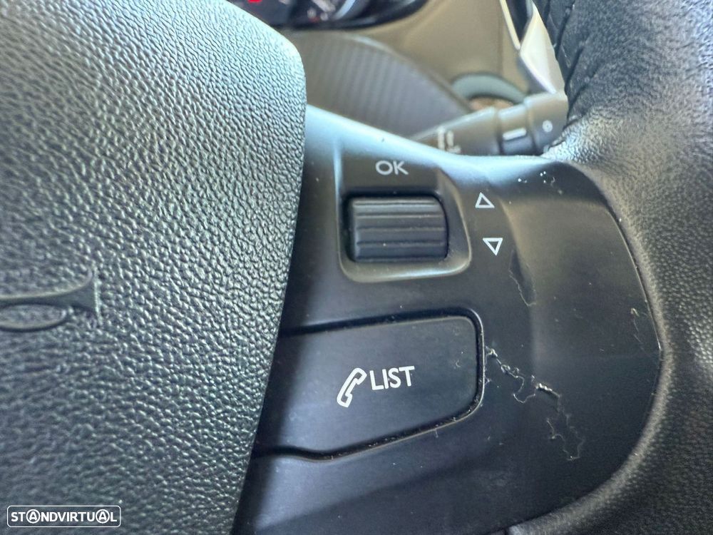 Peugeot 208 1.2 PureTech Style - 24